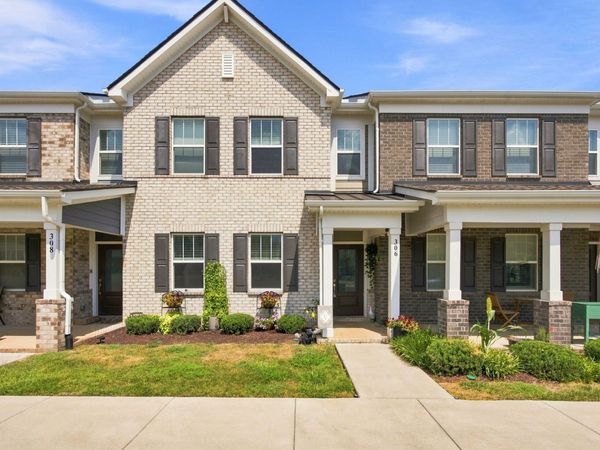 306 Lydia Dr , Murfreesboro, TN 37128