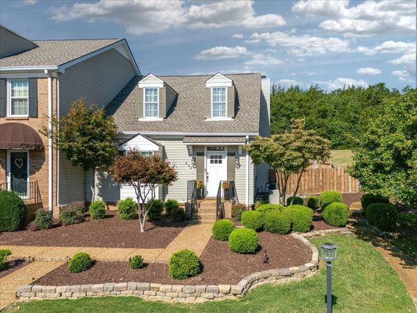 404 Foxborough Sq W, Brentwood, TN 37027