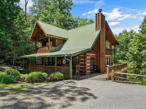 3520 Noel Hill Way , Sevierville, TN 37876