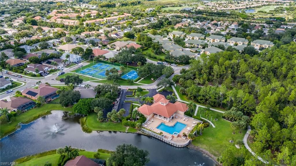 315 Burnt Pine Dr, Naples, FL 34119 Photo