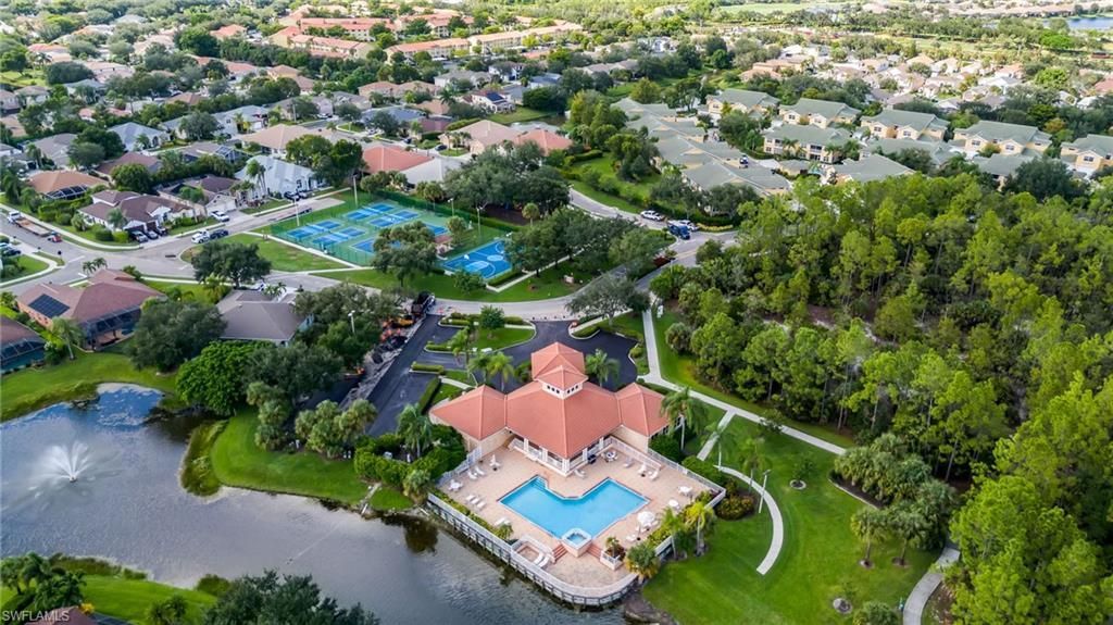 315 Burnt Pine Dr, Naples, FL 34119 Photo