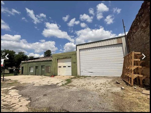 320 W Main, Glencoe, OK 74032