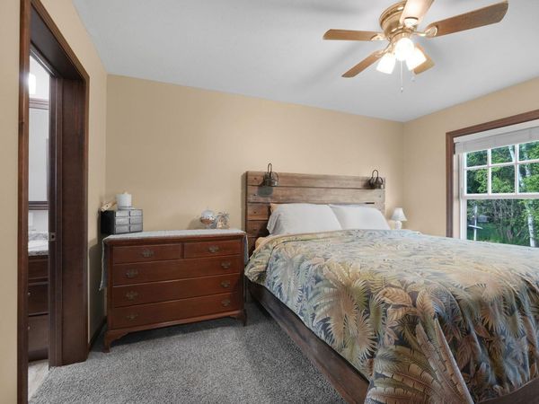 9850 Perrins Landing Drive S, Traverse City, MI 49684