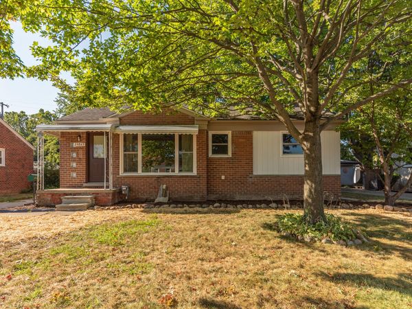 29865 Orangelawn Street, Livonia, MI 48150