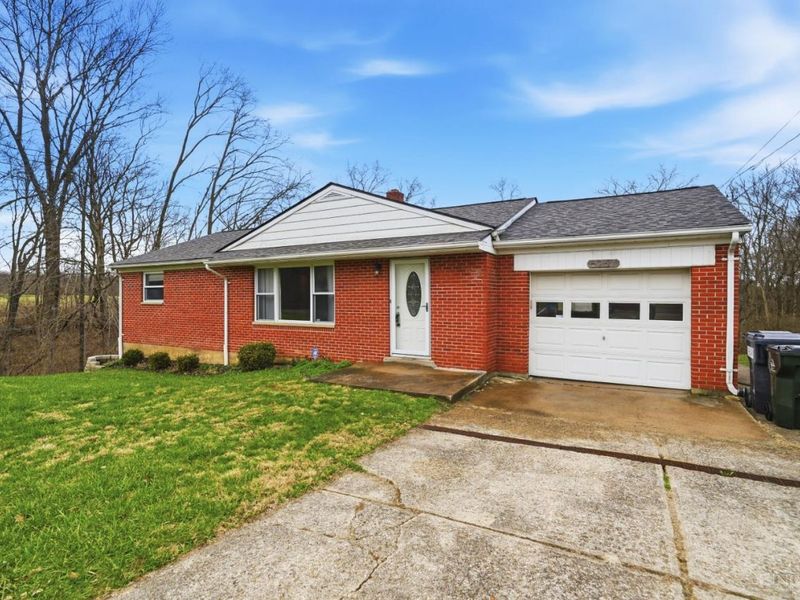 5267 Radford Drive, Salem Township, OH 45152 Photo 2