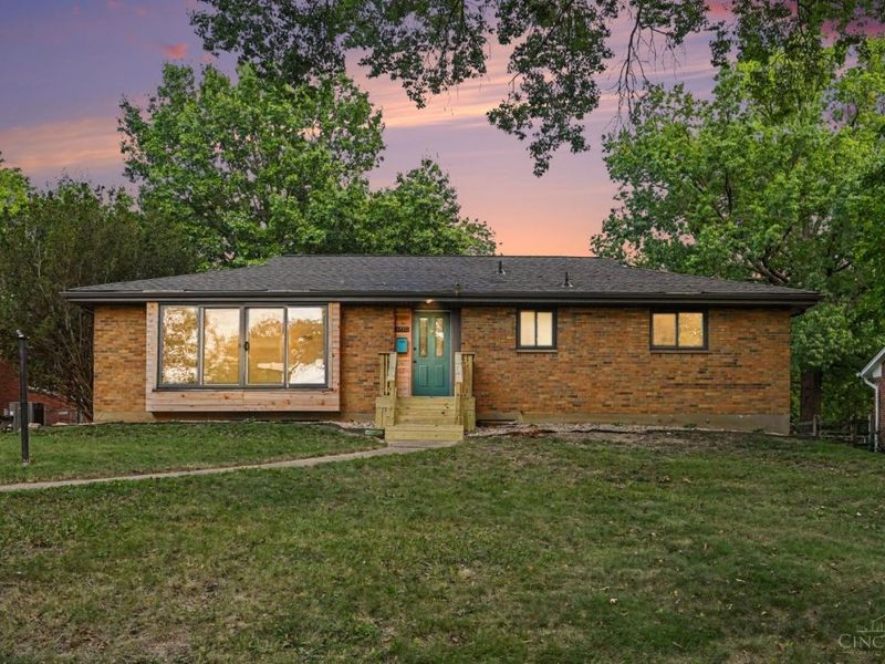 6770 Elbrook Avenue, Amberley, OH 45237 Photo 1