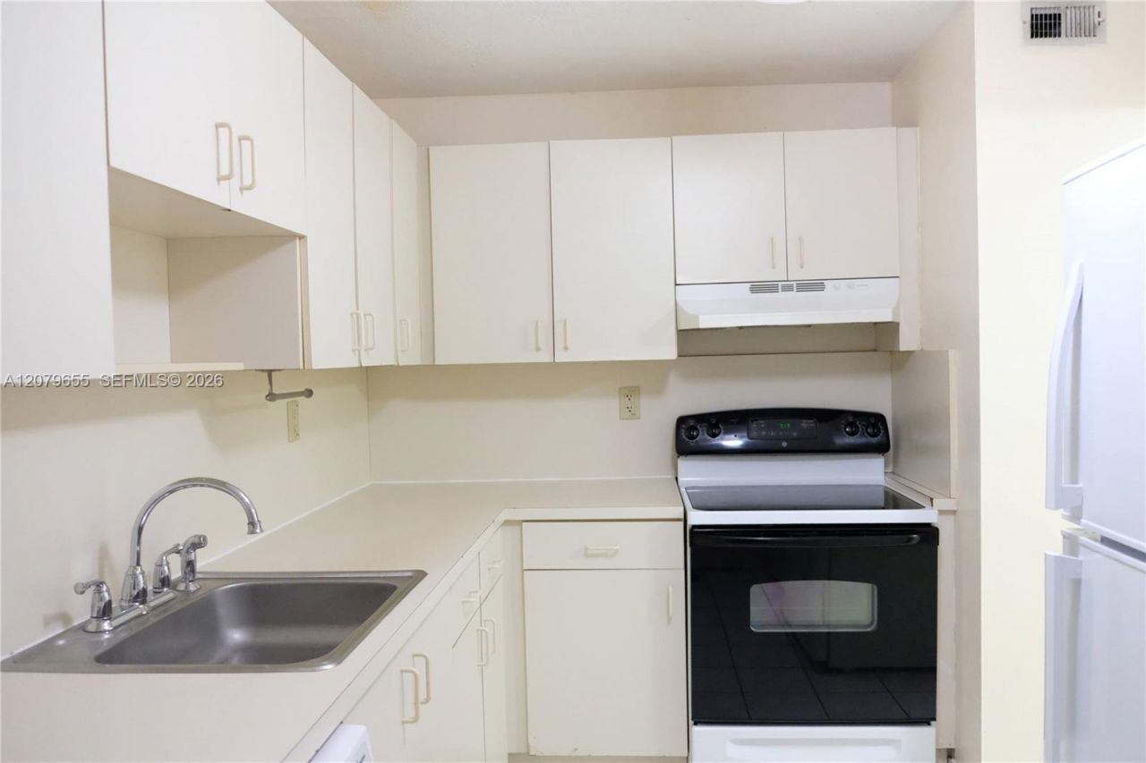 9962 SW 88th St, Unit 722-7, Miami, FL 33176 Photo