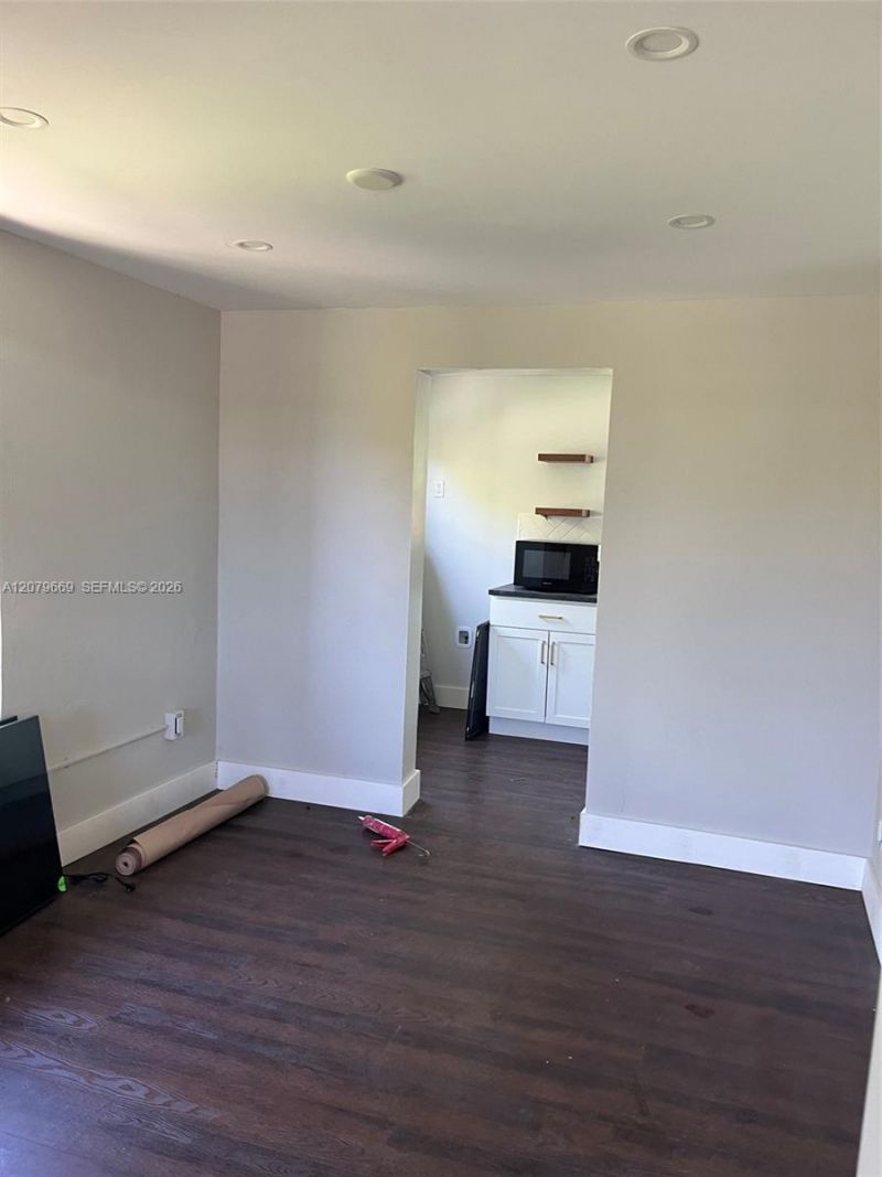 821 N Tamarind Ave , Unit B, West Palm Beach, FL 33401 Photo