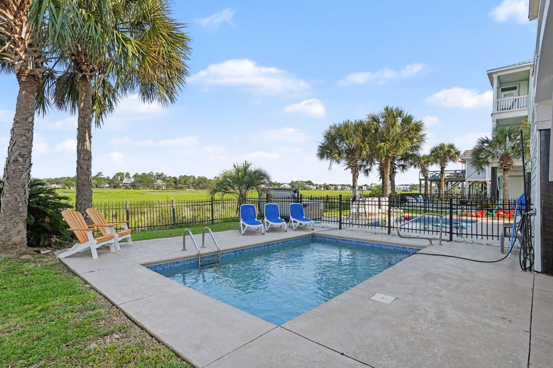 223a Dogwood Dr. N Photo 41