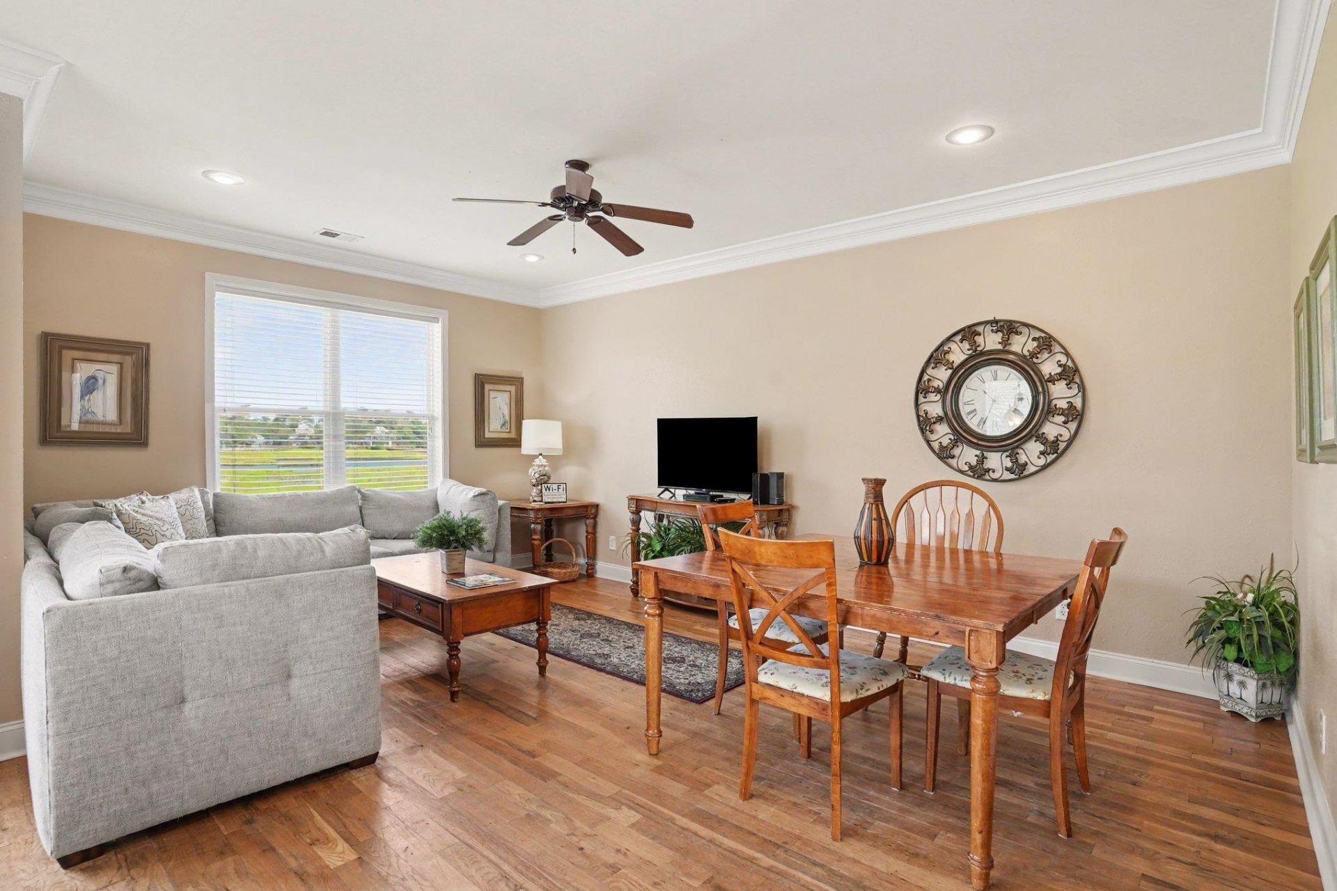 223a Dogwood Dr. N Photo 7