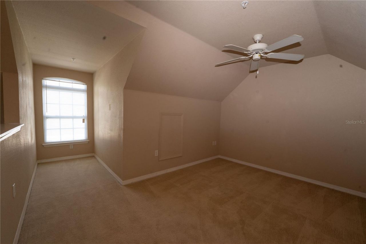 5511 Rosehill Road, Unit 203, Sarasota, FL 34233 Photo