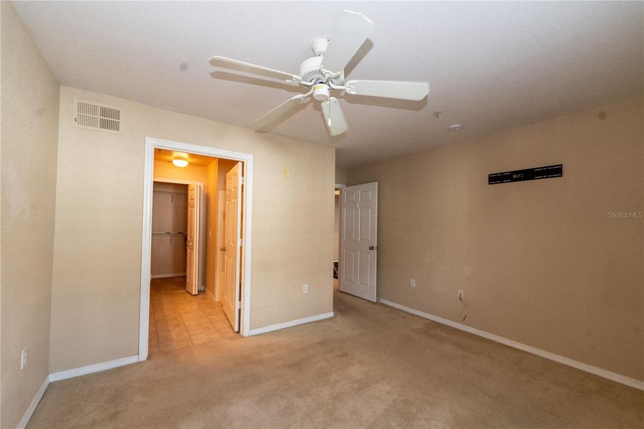5511 Rosehill Road, Unit 203, Sarasota, FL 34233 Photo