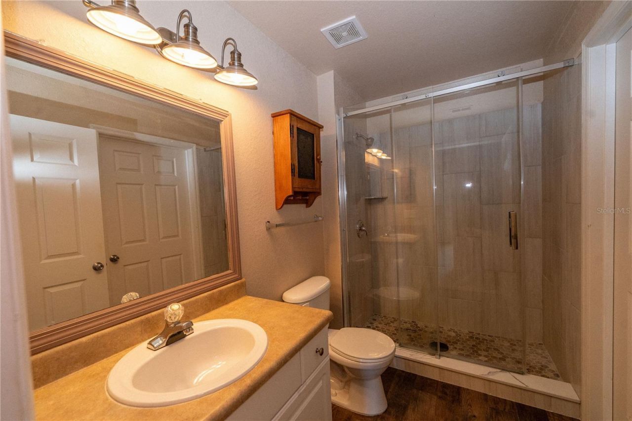 5511 Rosehill Road, Unit 203, Sarasota, FL 34233 Photo