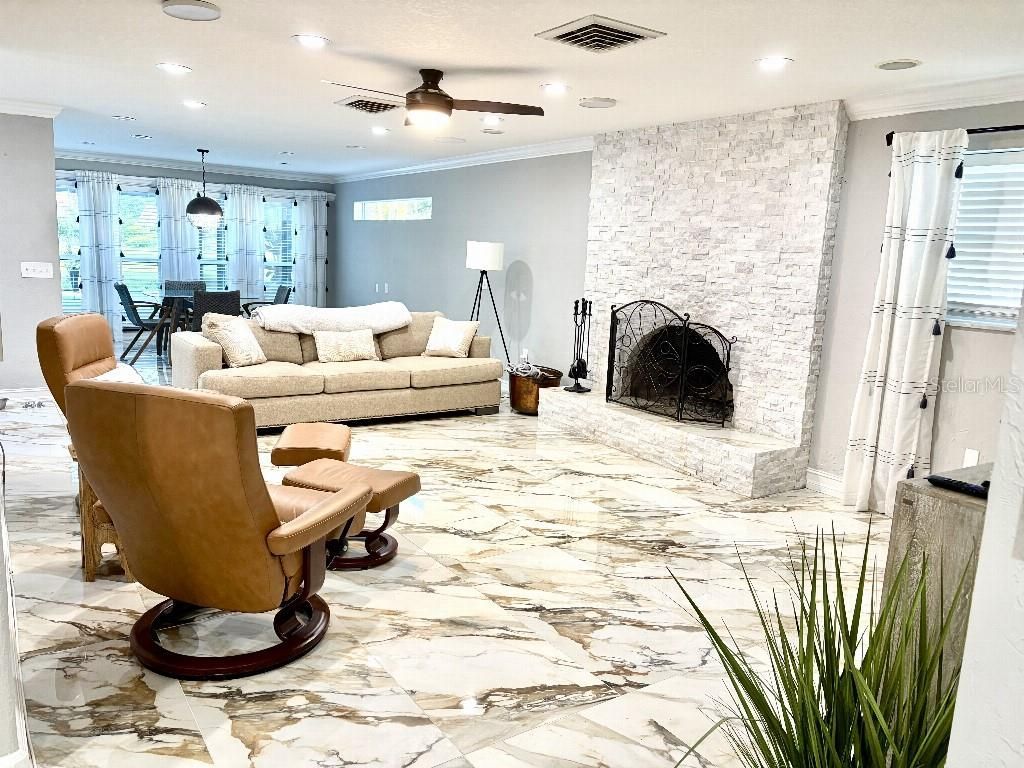 154 Lookout Point Drive, Osprey, FL 34229 Photo
