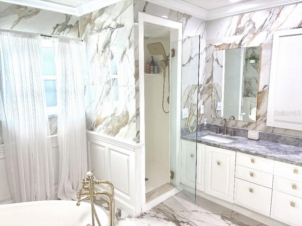 154 Lookout Point Drive, Osprey, FL 34229 Photo