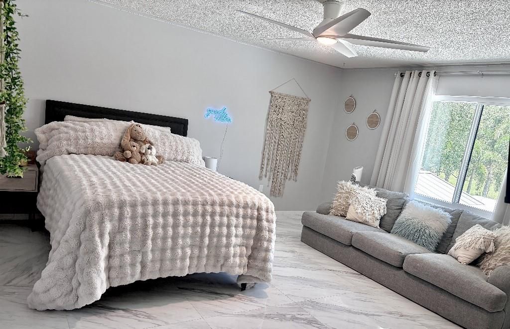 154 Lookout Point Drive, Osprey, FL 34229 Photo