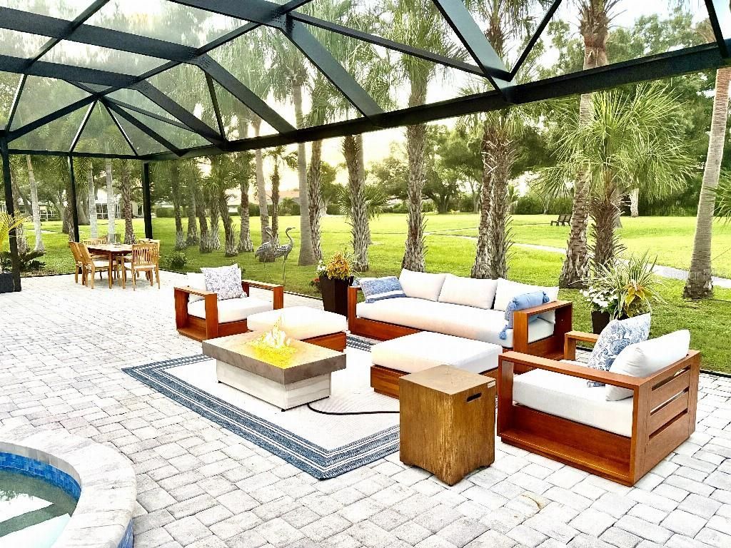 154 Lookout Point Drive, Osprey, FL 34229 Photo