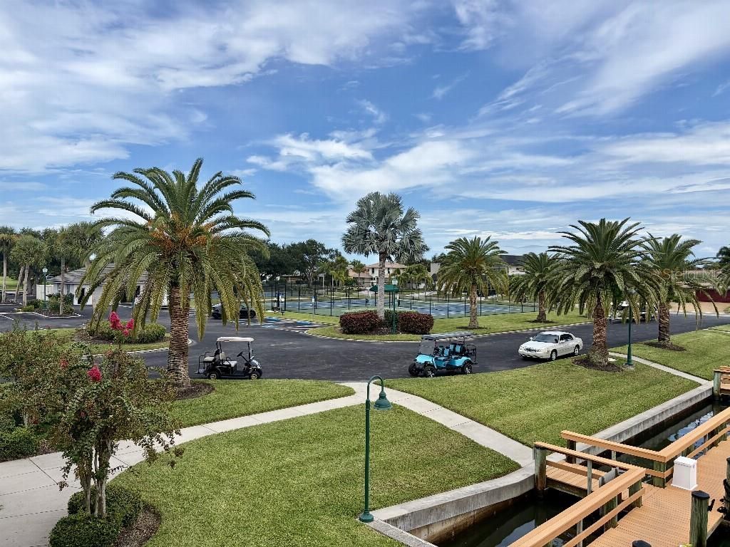 154 Lookout Point Drive, Osprey, FL 34229 Photo