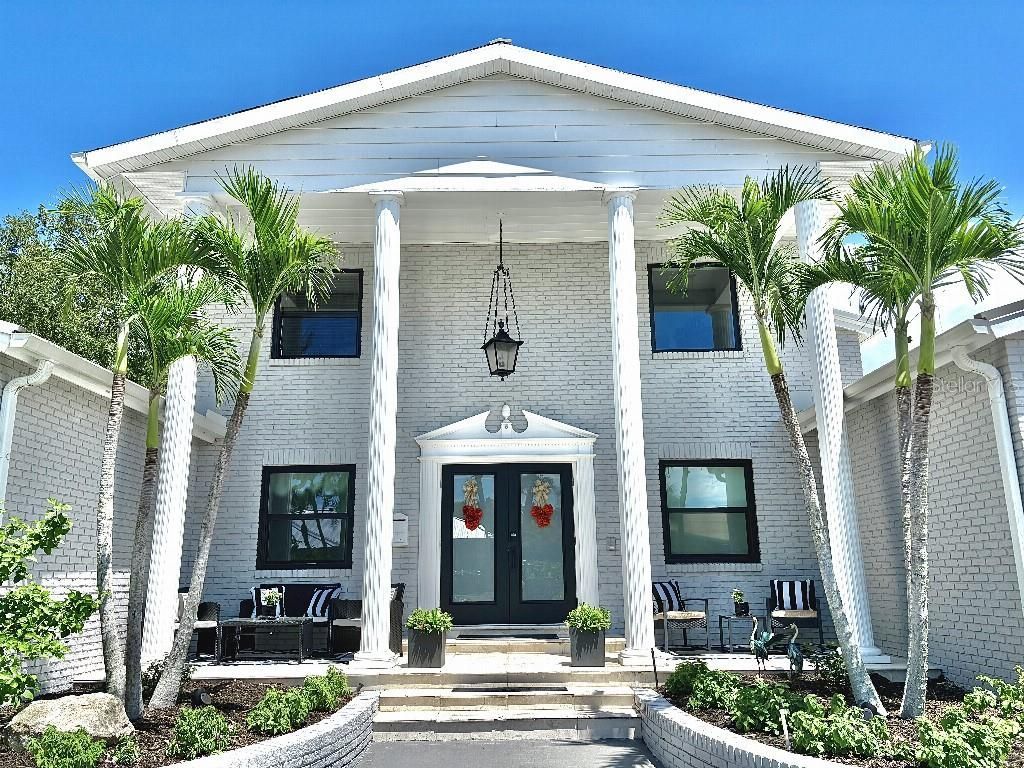 154 Lookout Point Drive, Osprey, FL 34229 Photo