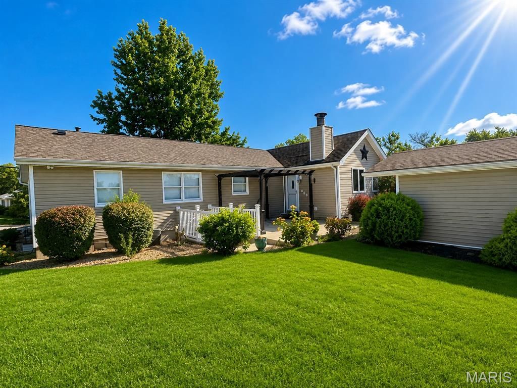 106 Arizona Street, New Haven, MO 63068 Main Photo