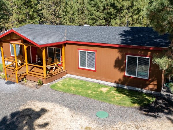 1671 Hackett Drive, La Pine, OR 97739