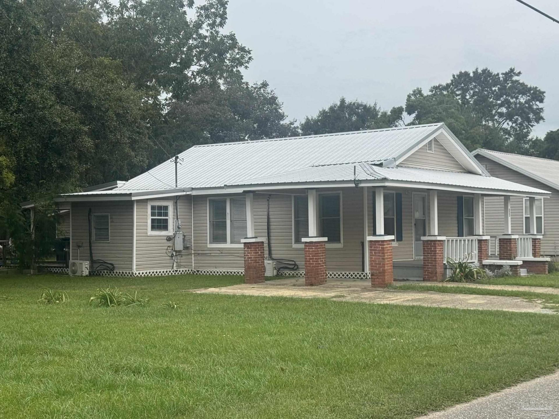 233 Wilson Ave, Atmore, AL 36502 Main Photo