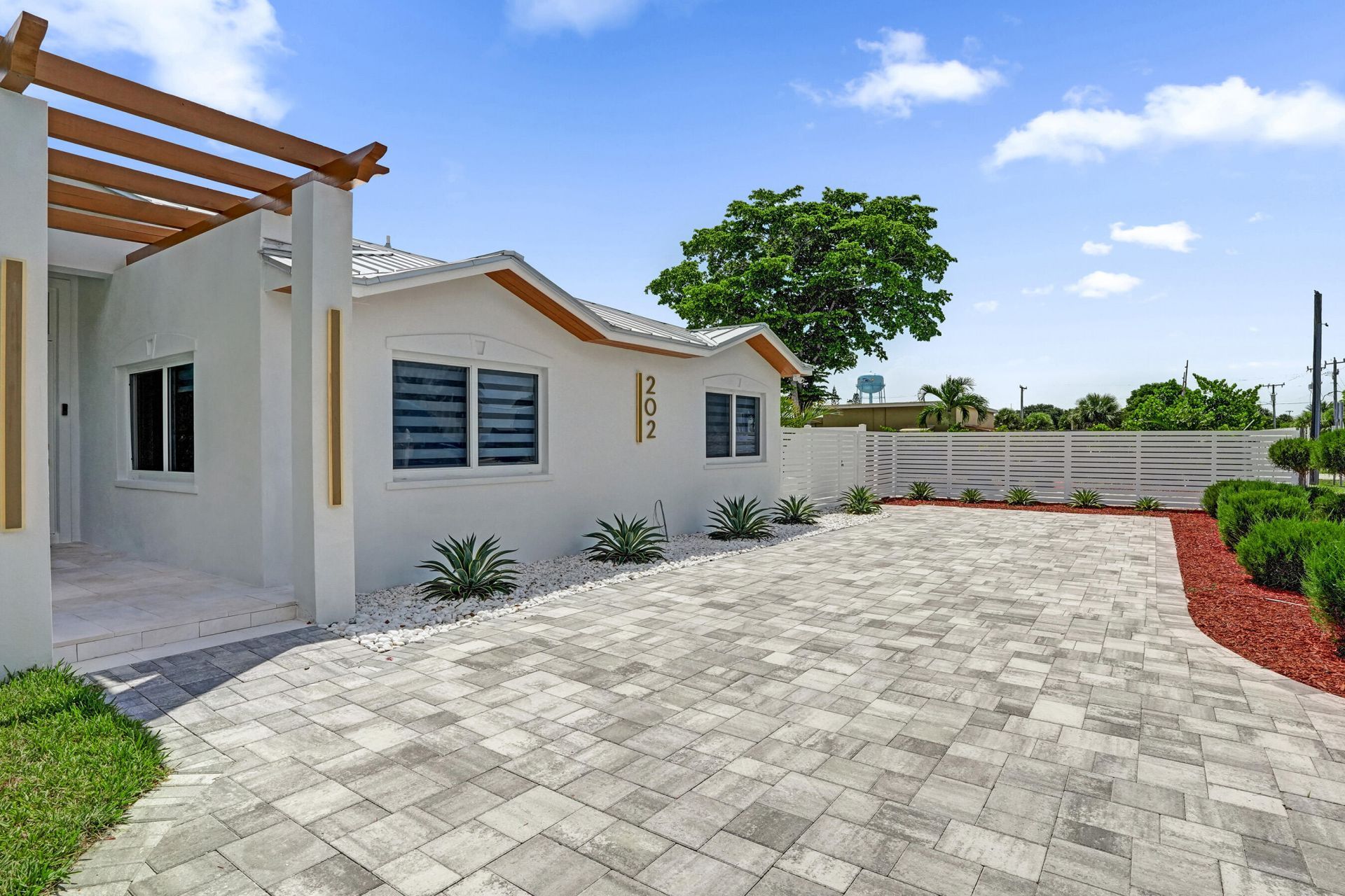 202 SE 4th Street, Delray Beach, FL 33483 Photo