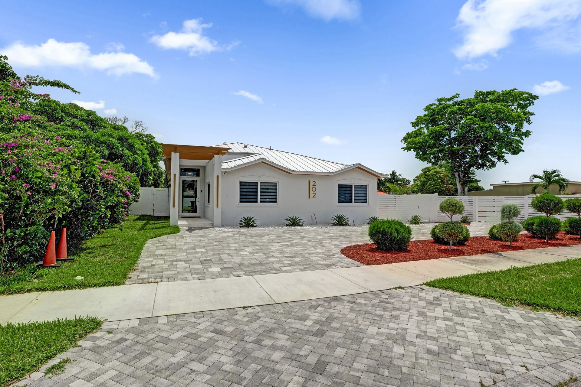 202 SE 4th Street, Delray Beach, FL 33483 Photo