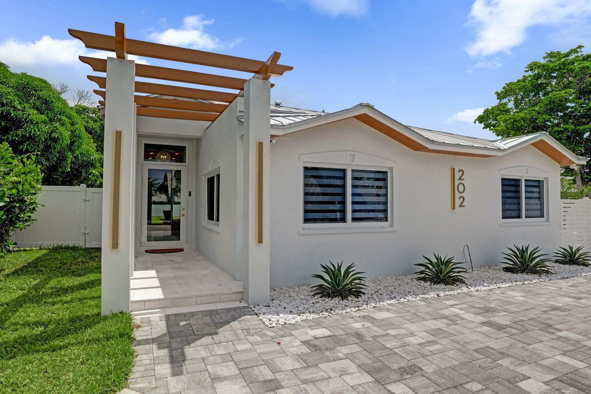 202 SE 4th Street, Delray Beach, FL 33483 Photo