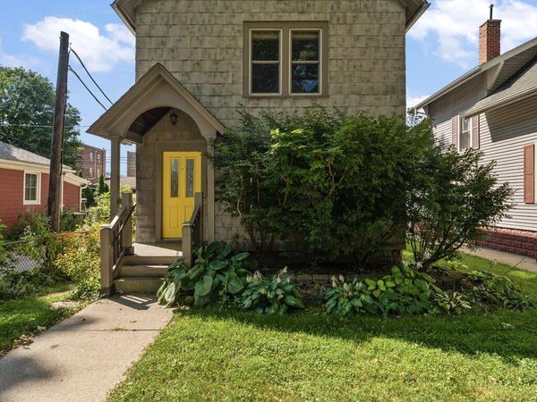 255 Jefferson Street , Valparaiso, IN 46383