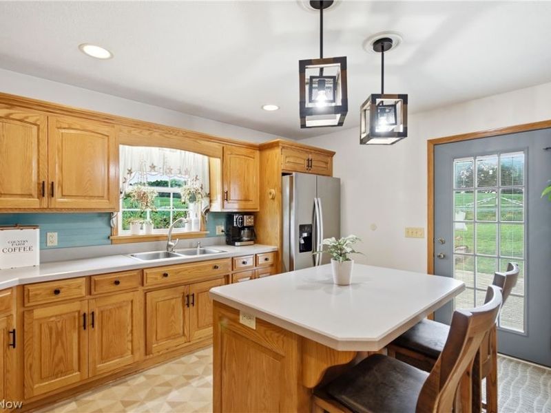3274 S Carr Road, Apple Creek, OH 44606 Photo 8