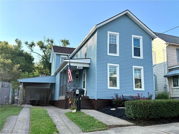 809 Warren Street , Marietta, OH 45750