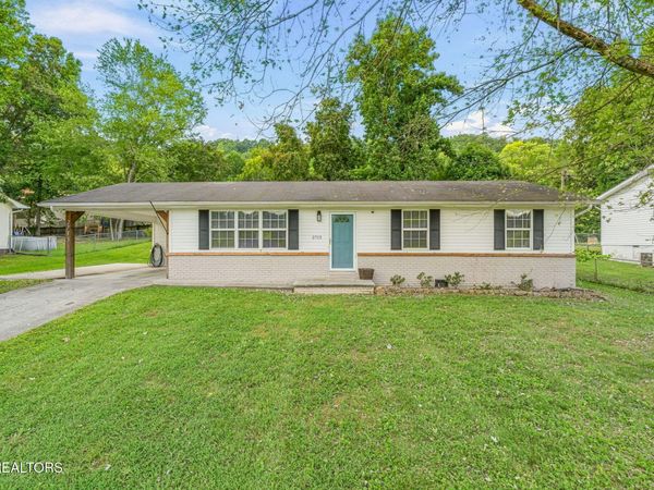 2713 Mynatt Rd, Knoxville, TN 37918