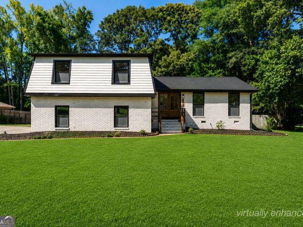 105 Lafayette Drive, Fayetteville, GA 30214