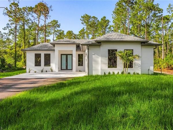 876 DESOTO AVE S, NAPLES, FL 34117