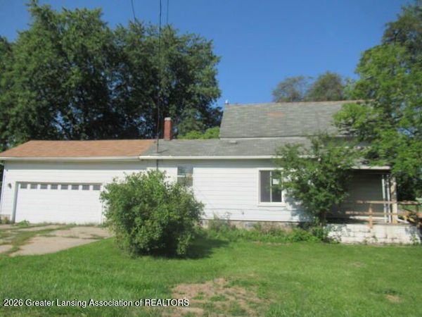 1803 W Stewart Street, Owosso, MI 48867