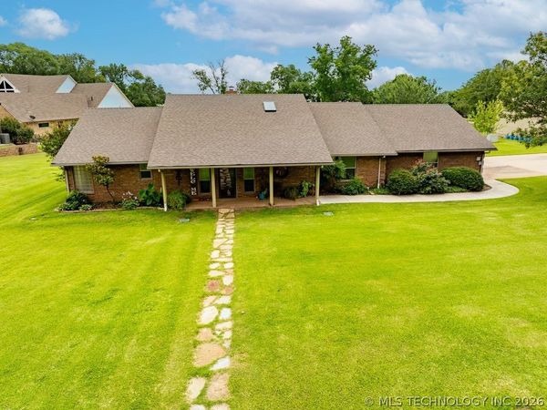 8567 Lake View Drive , Kingston, OK 73439