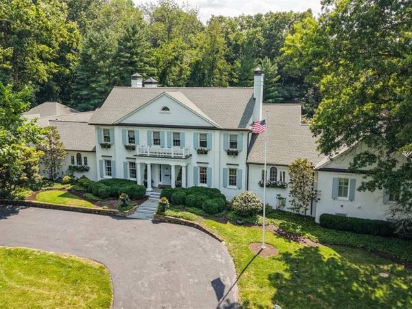 8775 Spooky Hollow Road, Indian Hill, OH 45242