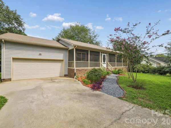 282 Honeycutt Drive SE, Concord, NC 28025