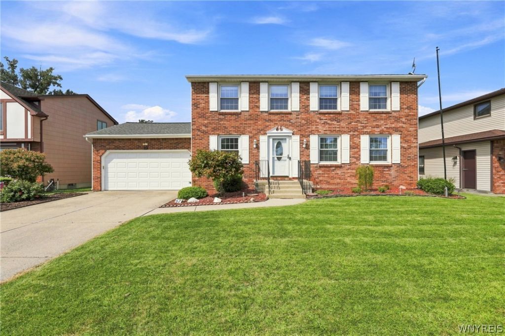 62 Deer Chase Road, Buffalo, NY 14224 Main Photo