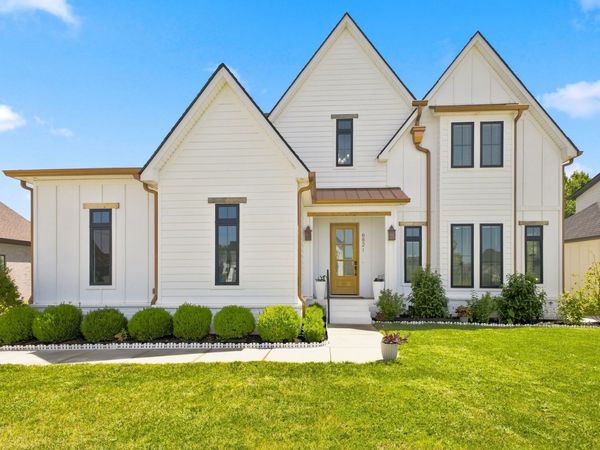 6821 Springwater St, Smyrna, TN 37167
