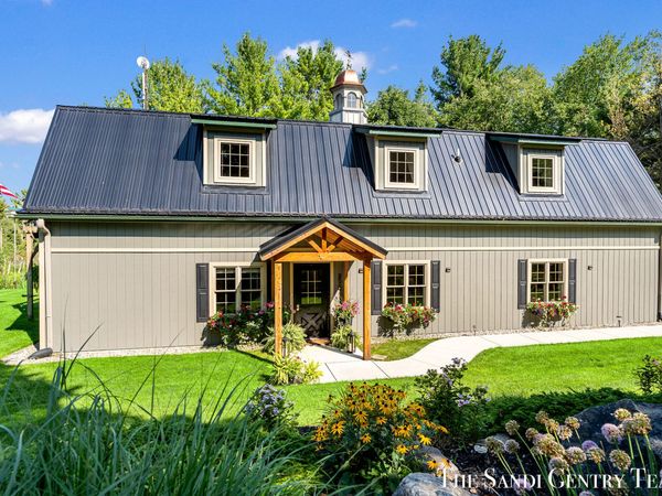 8567 Chuckanut Drive, Montague, MI 49437