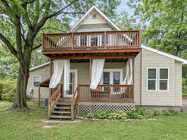 627 Francis Street, South Haven, MI 49090