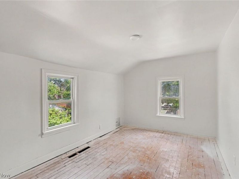 15603 Harvard Avenue, Cleveland, OH 44128 Photo 14