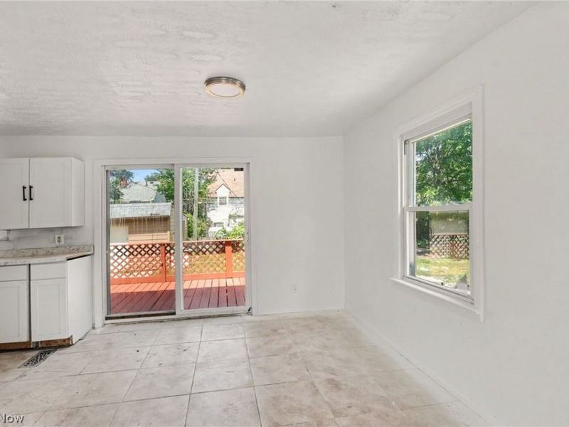 15603 Harvard Avenue, Cleveland, OH 44128 Photo 7