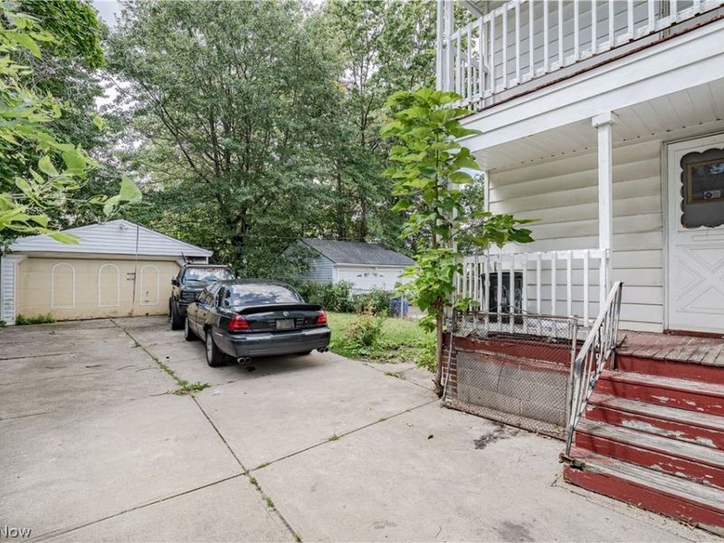 1700 Wayside Road, Cleveland, OH 44112 Photo 16