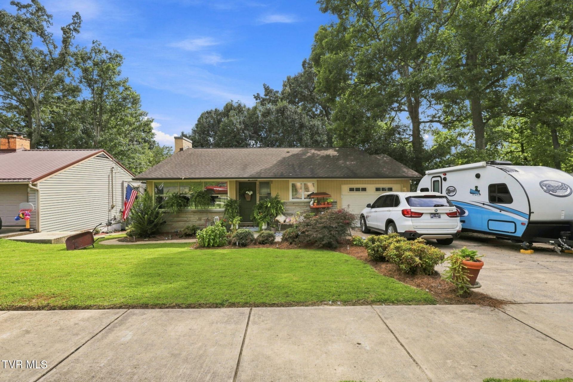 1253 Catawba Street, Kingsport, TN 37660 Main Photo