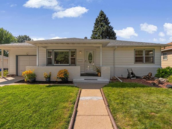 3933 CLOVER, Rapid City, SD 57702