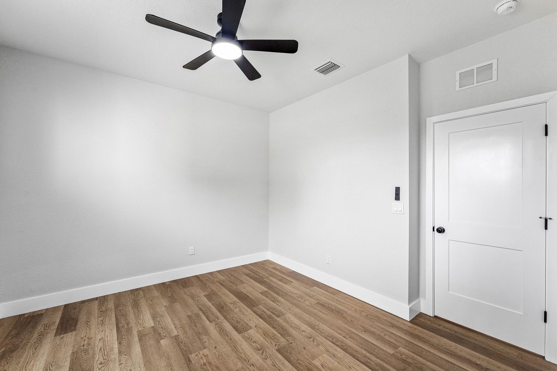 1150 W 25th Street, Riviera Beach, FL 33404 Photo