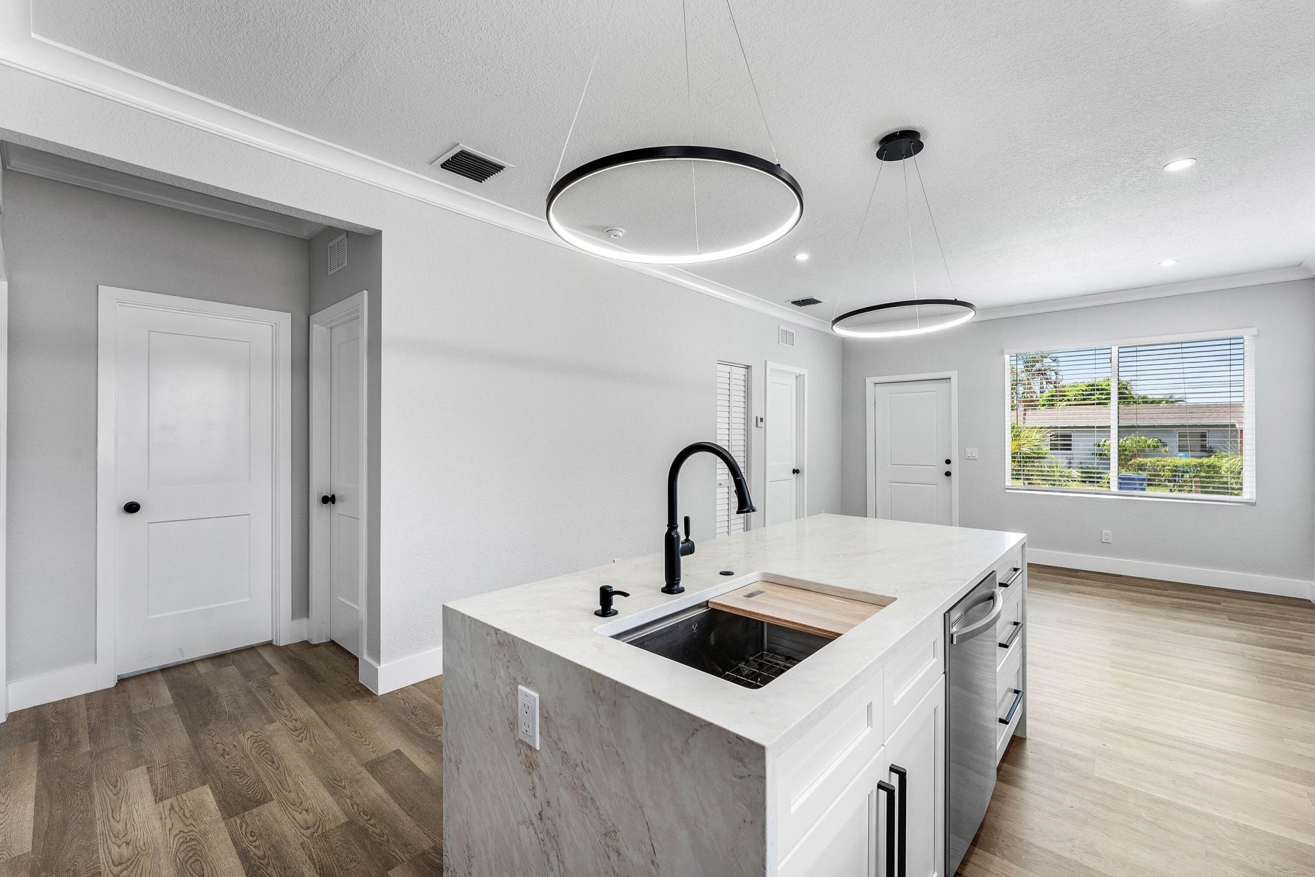 1150 W 25th Street, Riviera Beach, FL 33404 Photo